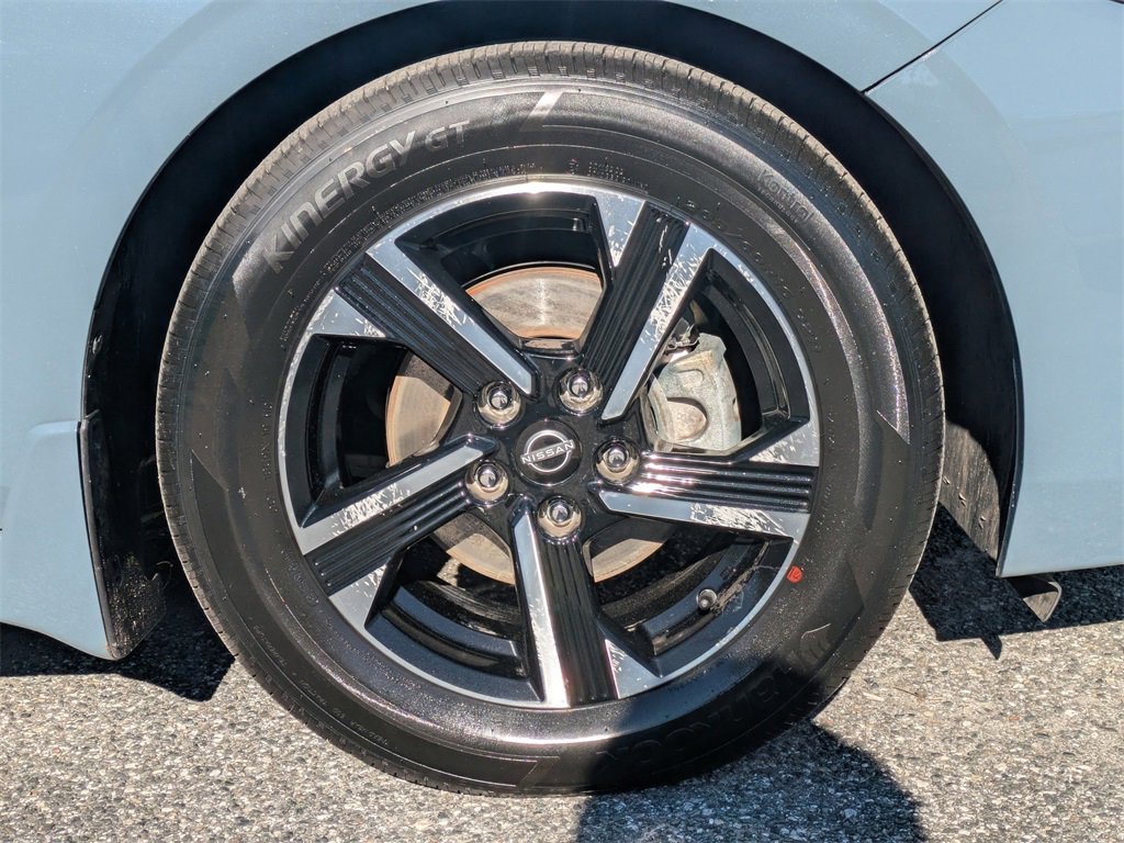 Used 2024 Nissan Sentra SV w/ Lighting Package image 11