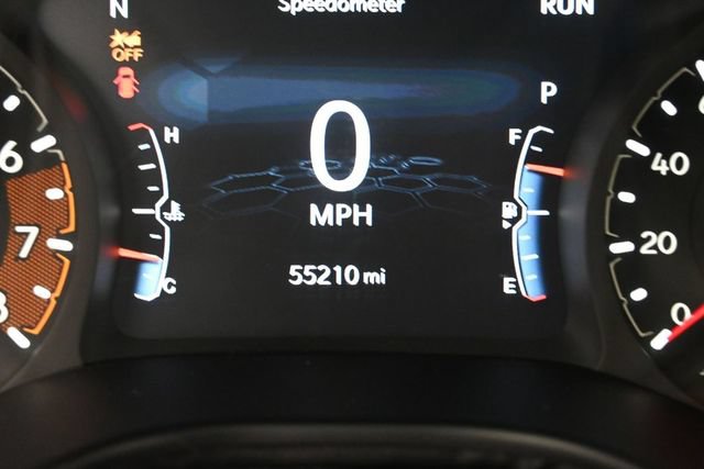 Used 2024 Jeep Compass Latitude AWD/4WD image 31