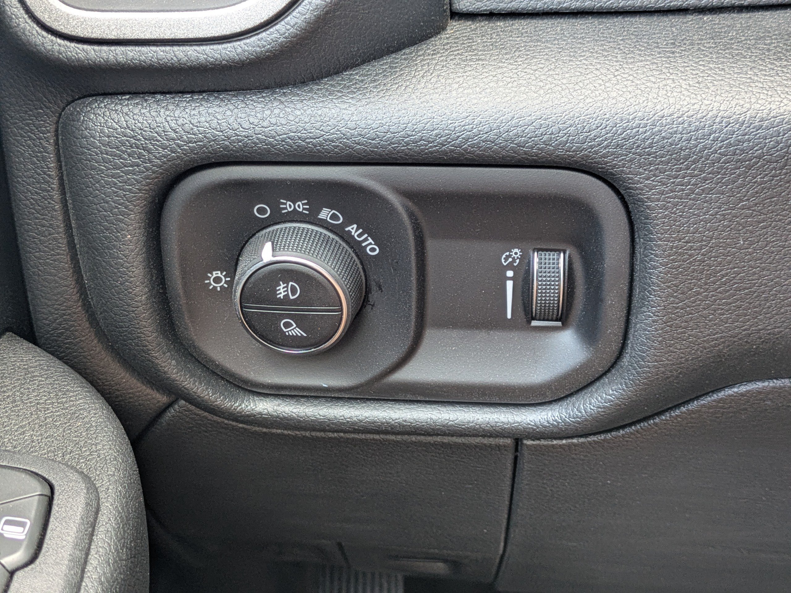 New 2026 RAM 3500 Tradesman AWD/4WD image 17