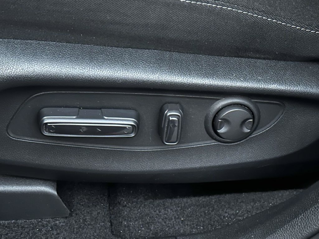 Used 2024 Honda CR-V EX image 14