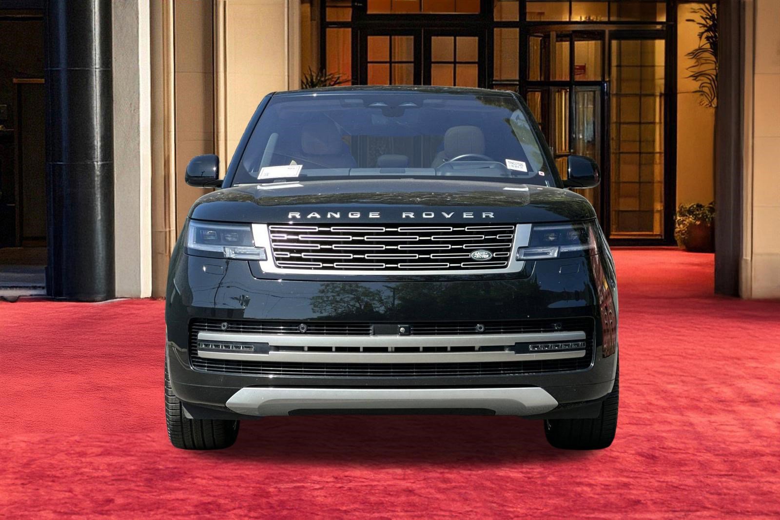 Used 2023 Land Rover Range Rover SE AWD/4WD image 5