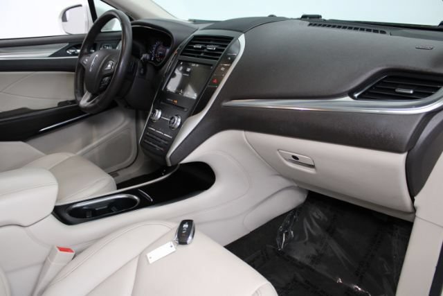 Used 2019 Lincoln MKC Premiere FWD image 21