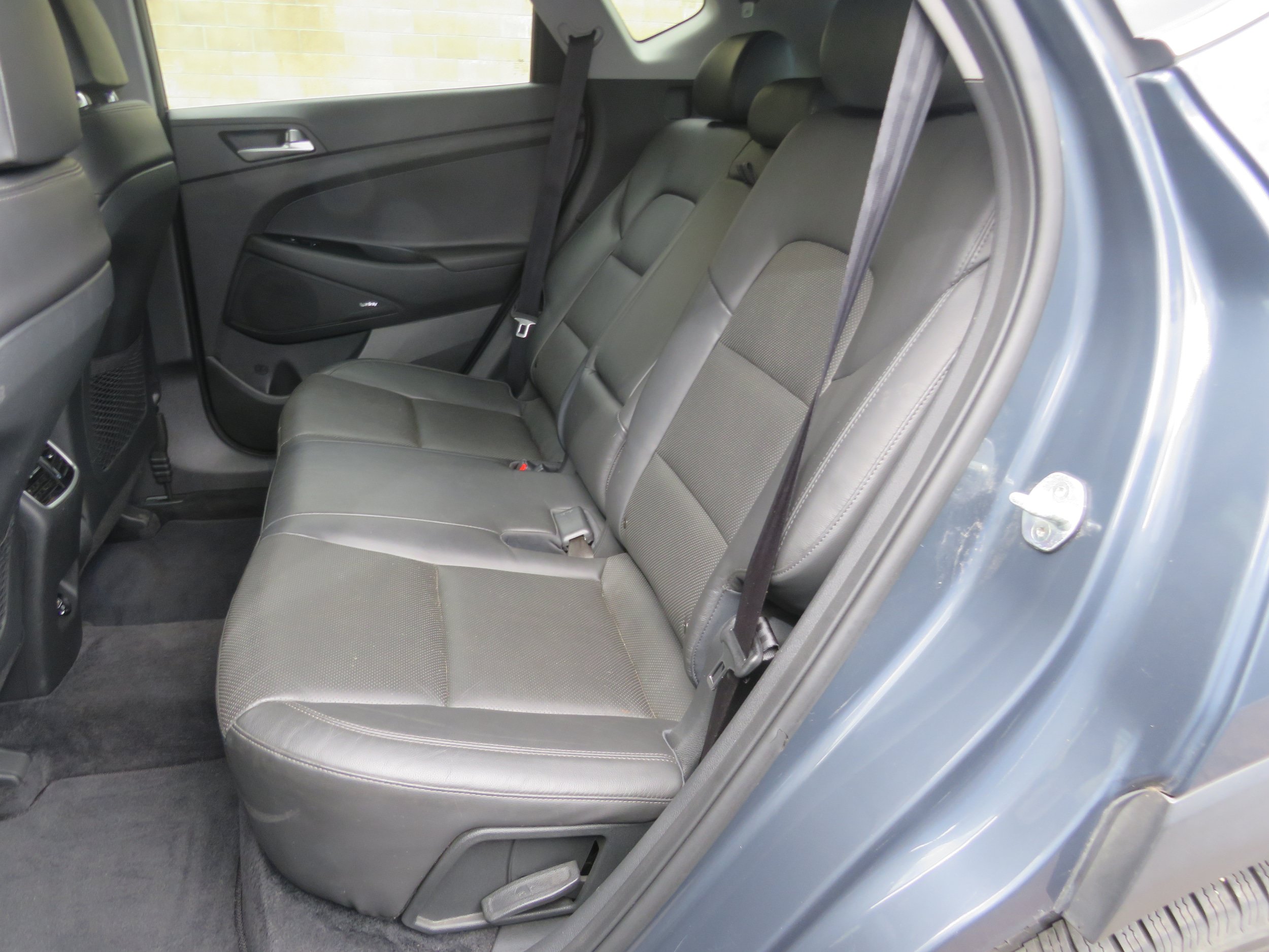 Used 2019 Hyundai Tucson Ultimate w/ Cargo Package AWD/4WD image 9