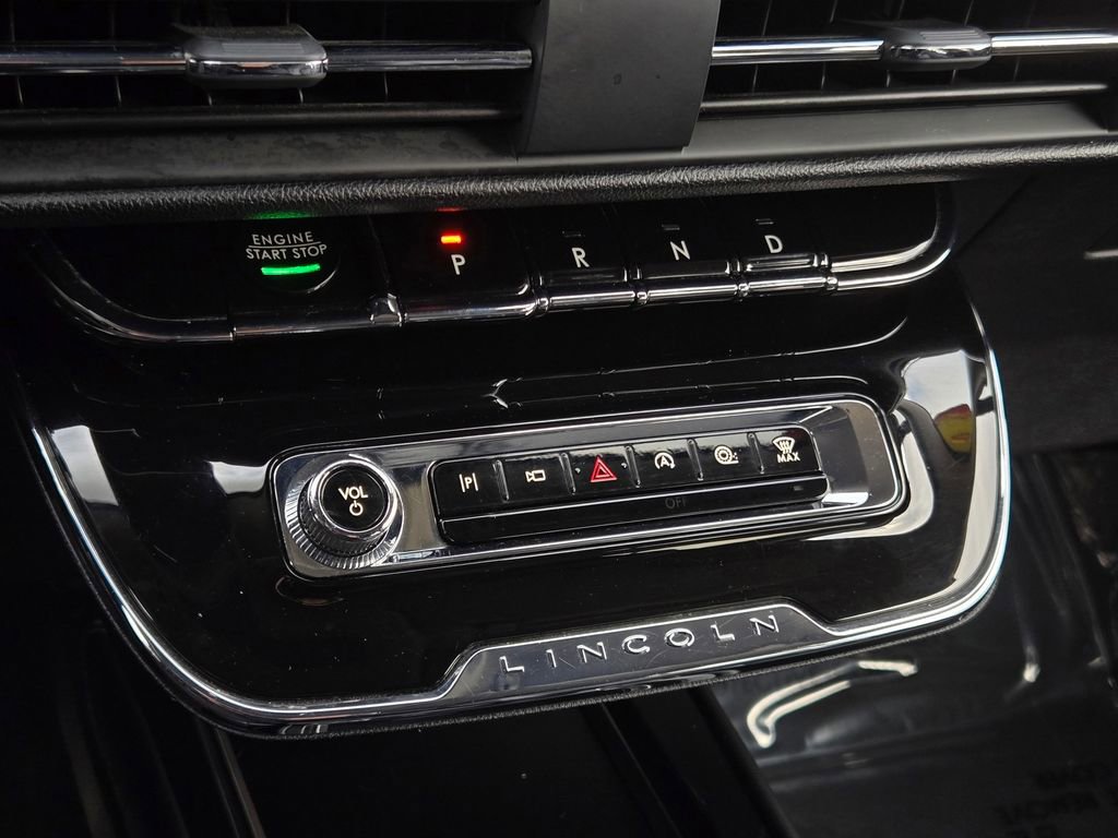 Used 2024 Lincoln Corsair Reserve image 20