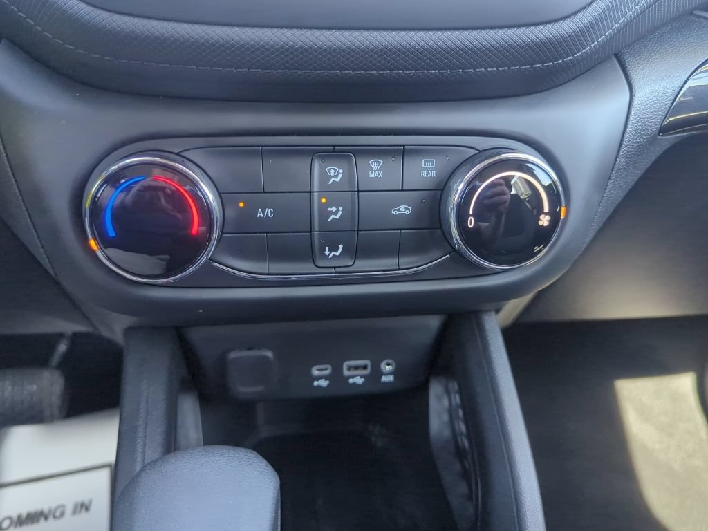 Certified 2023 Chevrolet TrailBlazer LS FWD image 23
