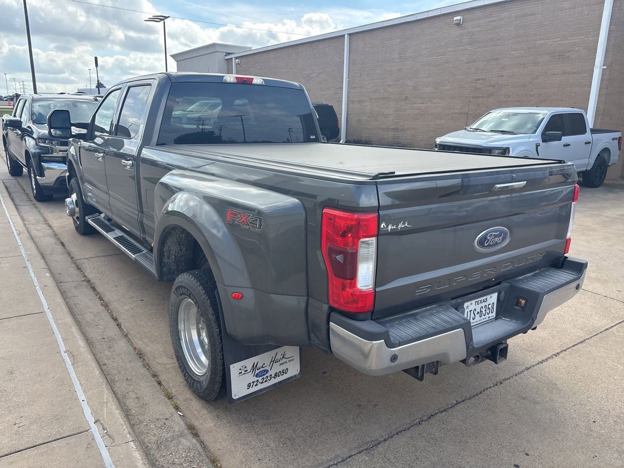 Certified 2017 Ford F350 XLT w/ XLT Premium Package image 2