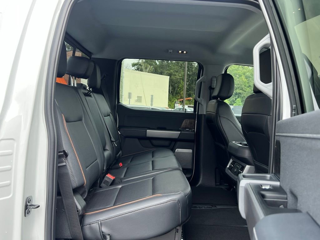 New 2026 Ford F250 Lariat w/ Lariat Ultimate Package image 29