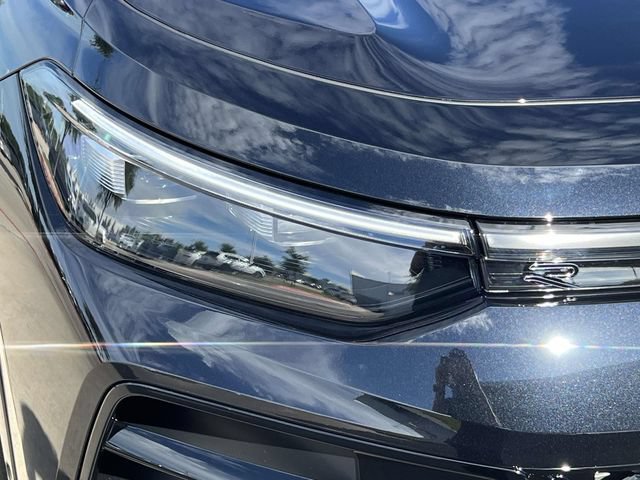 New 2026 Volkswagen Tiguan SE R-Line FWD image 8