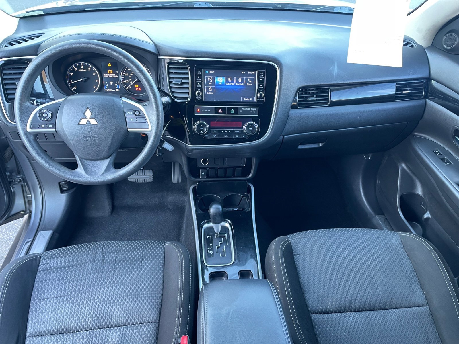Used 2019 Mitsubishi Outlander ES image 20