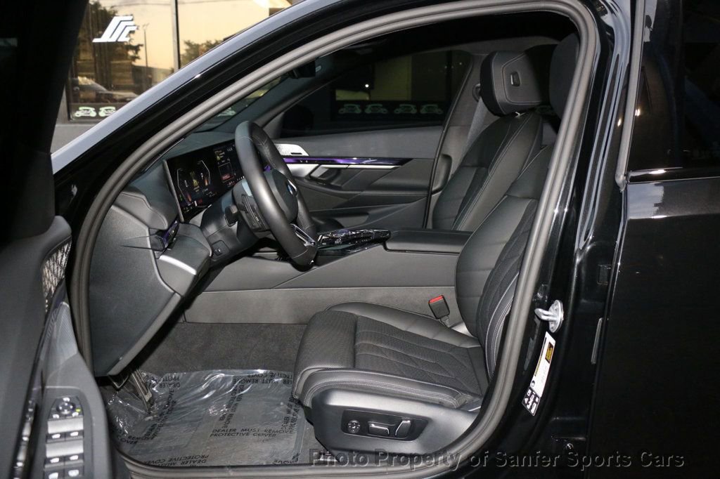 Used 2025 BMW 540i xDrive image 27
