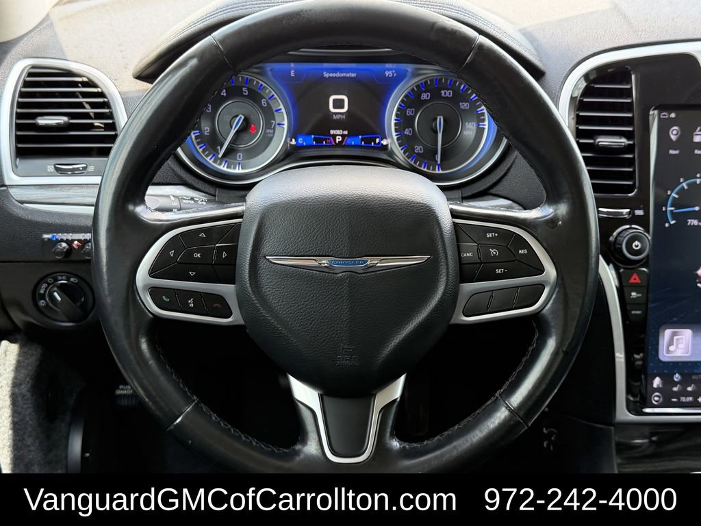 Used 2019 Chrysler 300 Touring w/ Sport Appearance Package RWD image 13