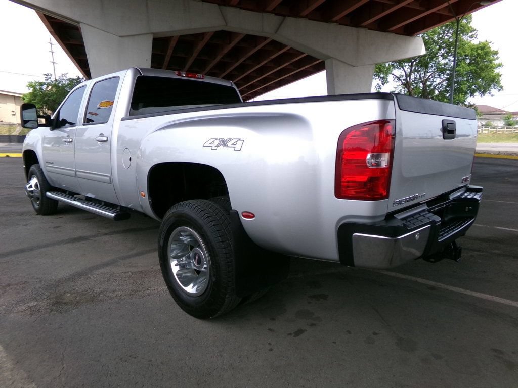 Used 2011 GMC Sierra 3500 SLT w/ SLT Convenience Package AWD/4WD image 8