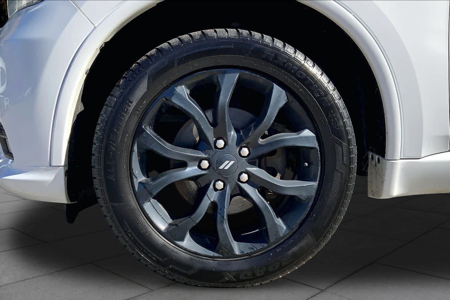 Used 2019 Dodge Durango GT w/ Trailer Tow Group IV AWD/4WD image 11