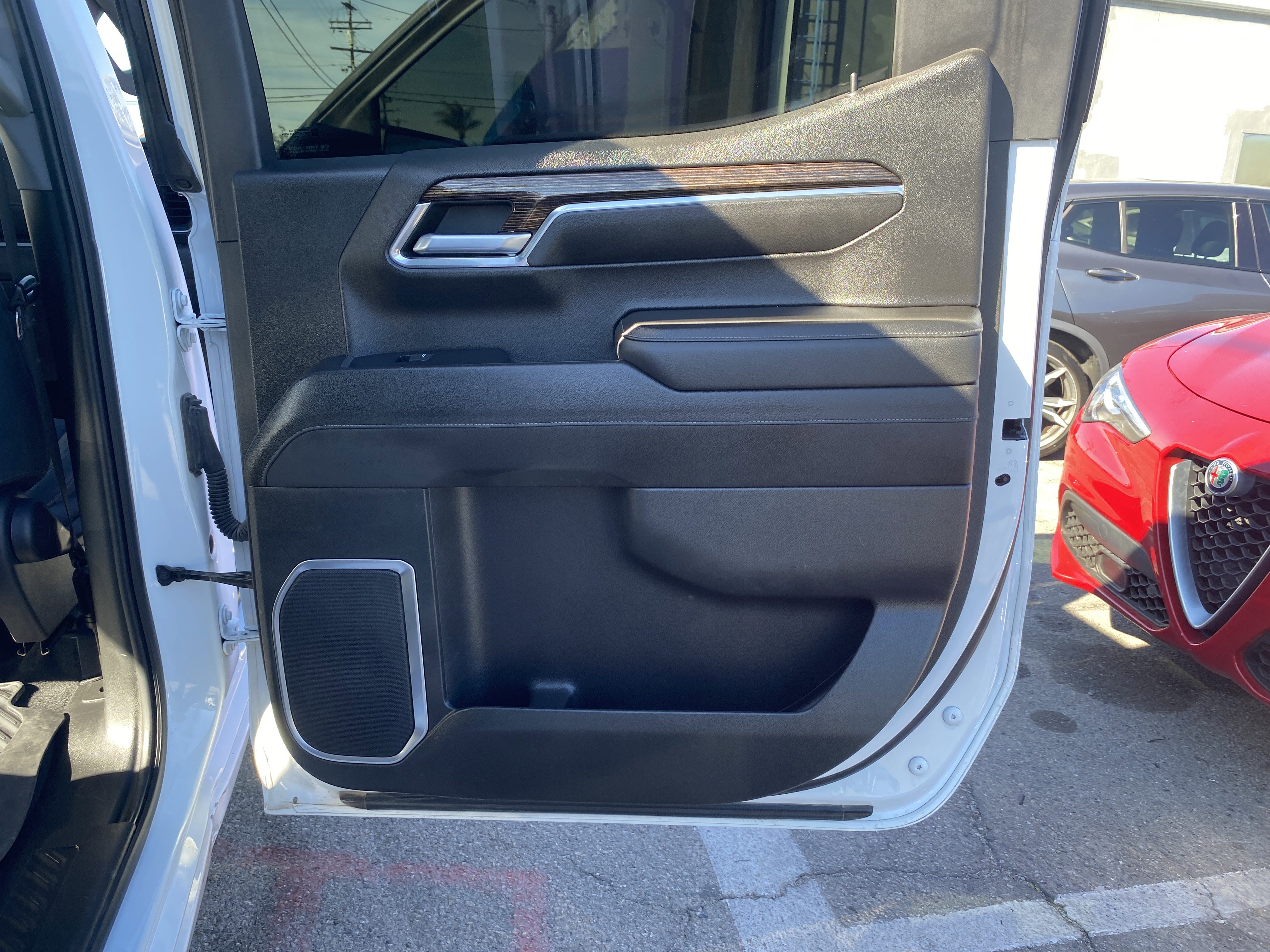 Used 2022 GMC Sierra 1500 Elevation image 24