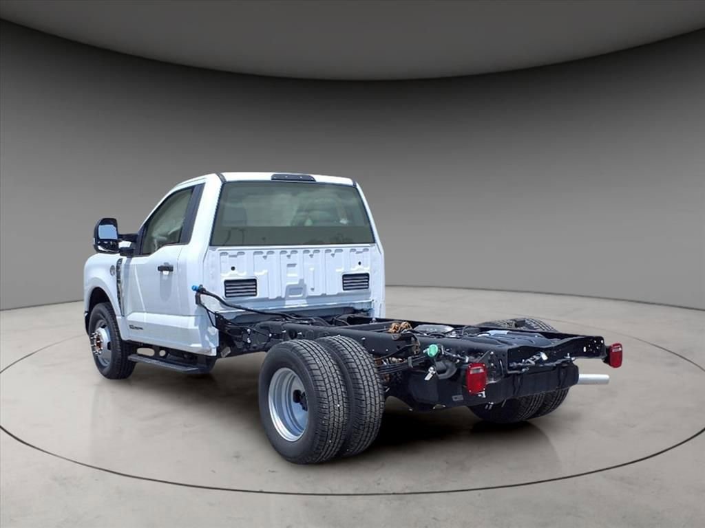 New 2024 Ford F350 XL w/ XL Chrome Package image 3