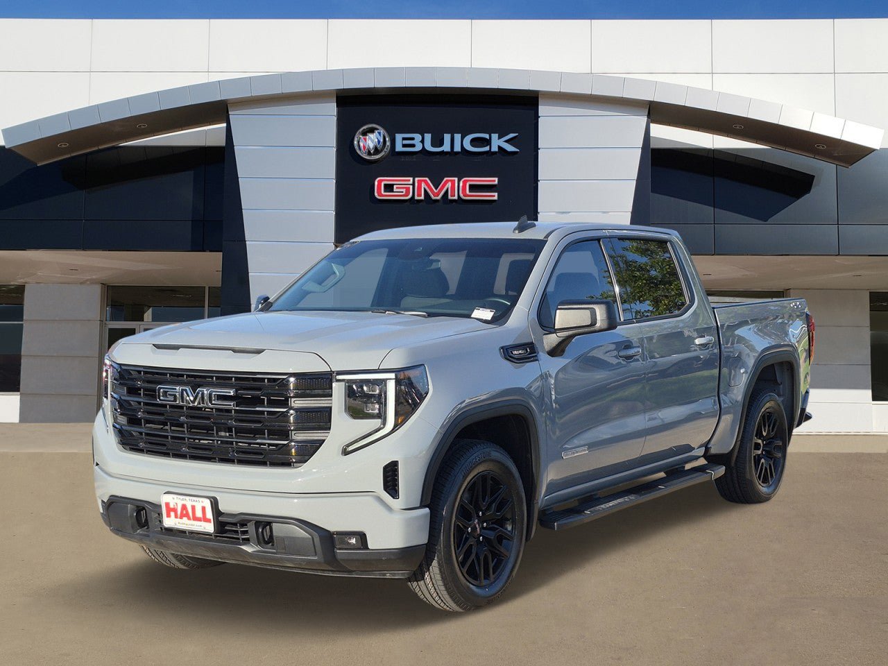 Used 2024 GMC Sierra 1500 Elevation w/ LPO, Elevation Black Package AWD/4WD image 3