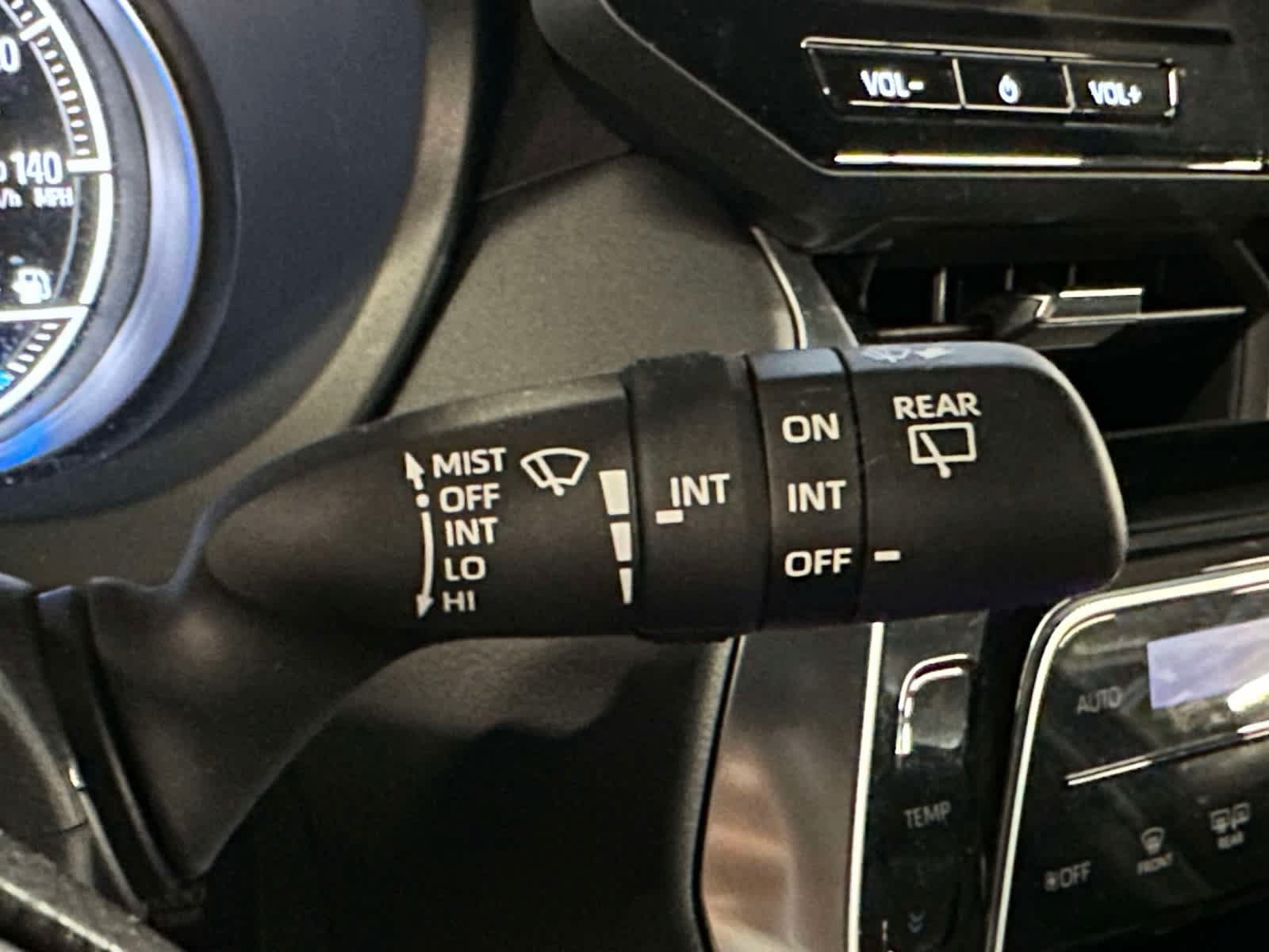 Used 2024 Toyota Venza XLE AWD/4WD image 34