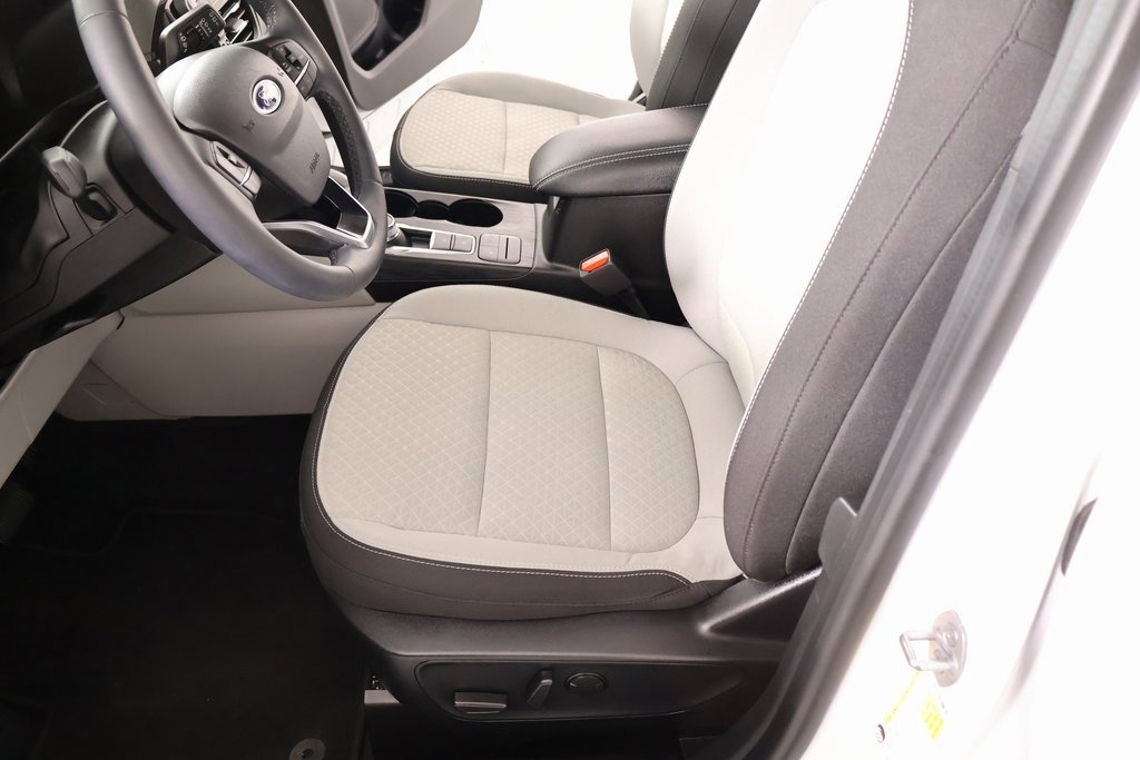 Used 2024 Ford Escape Active image 10