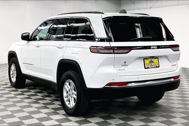 Used 2024 Jeep Grand Cherokee Laredo w/ Luxury Tech Group I image 3