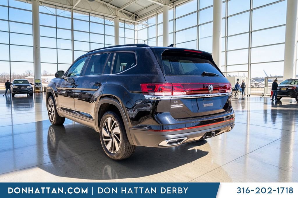 Used 2025 Volkswagen Atlas SE AWD/4WD image 27