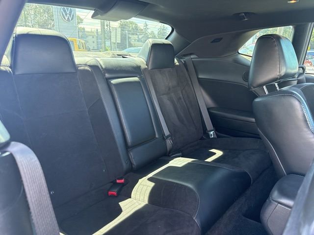 Used 2016 Dodge Challenger R/T Scat Pack w/ Leather Interior Group RWD image 10