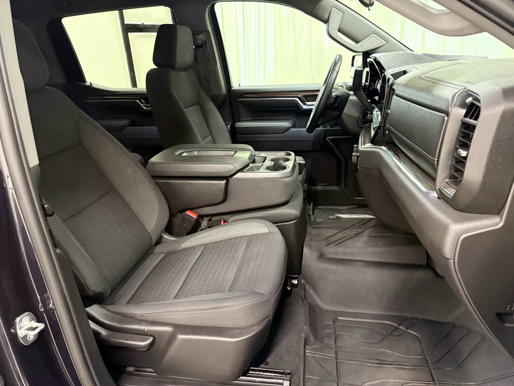 Certified 2023 Chevrolet Silverado 1500 LT AWD/4WD image 25