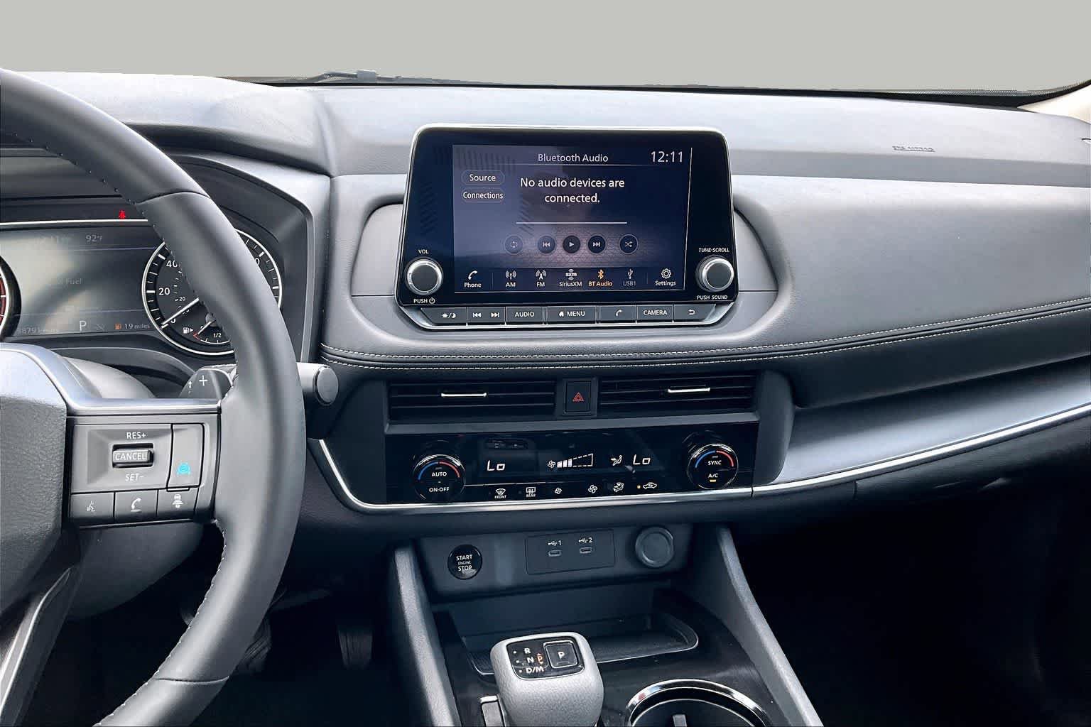 Used 2025 Nissan Rogue SV FWD image 7