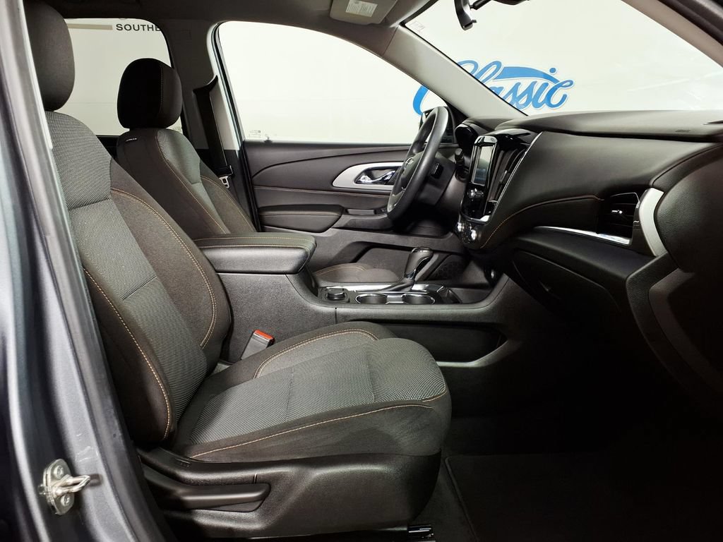 Used 2019 Chevrolet Traverse LS FWD image 12