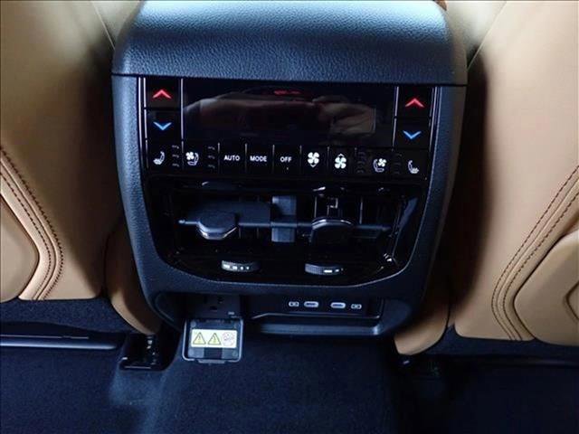 New 2026 Jeep Grand Cherokee Summit AWD/4WD image 11
