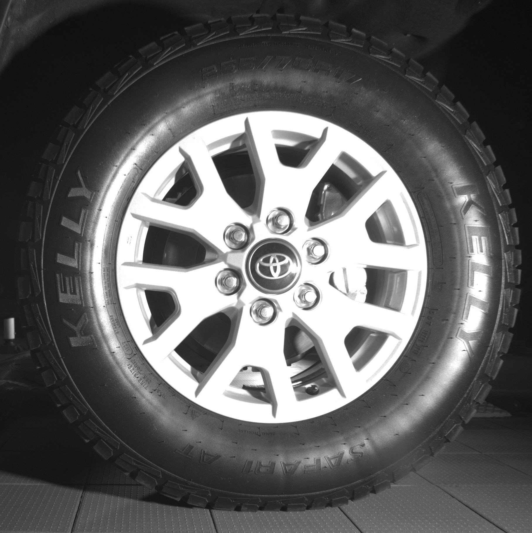 Certified 2024 Toyota Tacoma SR AWD/4WD image 9