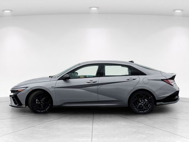 Used 2025 Hyundai Elantra N Line w/ Cargo Package image 7