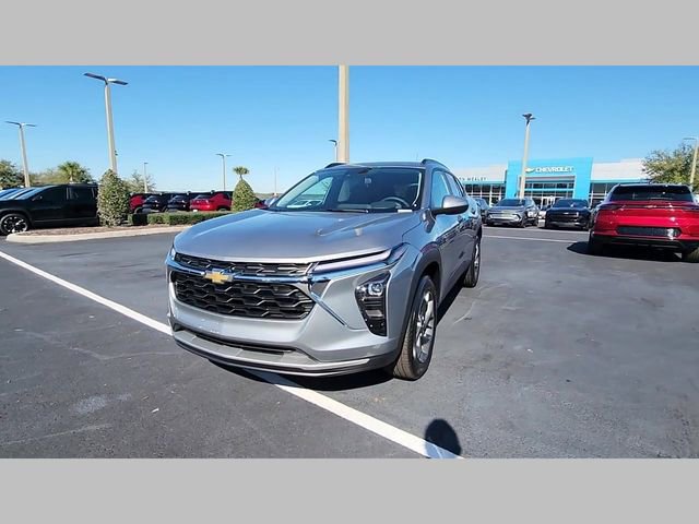 New 2026 Chevrolet Trax LT w/ Driver Confidence Package FWD image 31