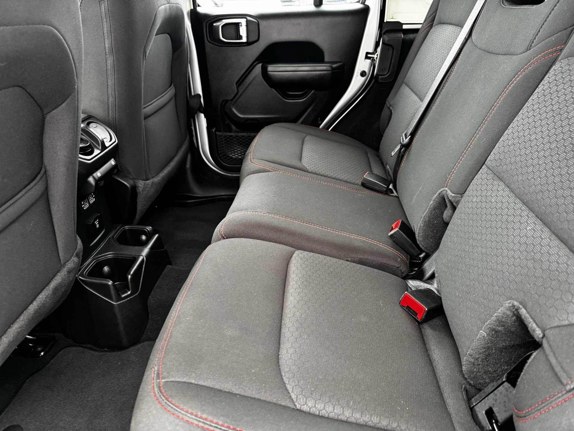 Used 2023 Jeep Wrangler Unlimited Rubicon w/ Cold Weather Group image 14