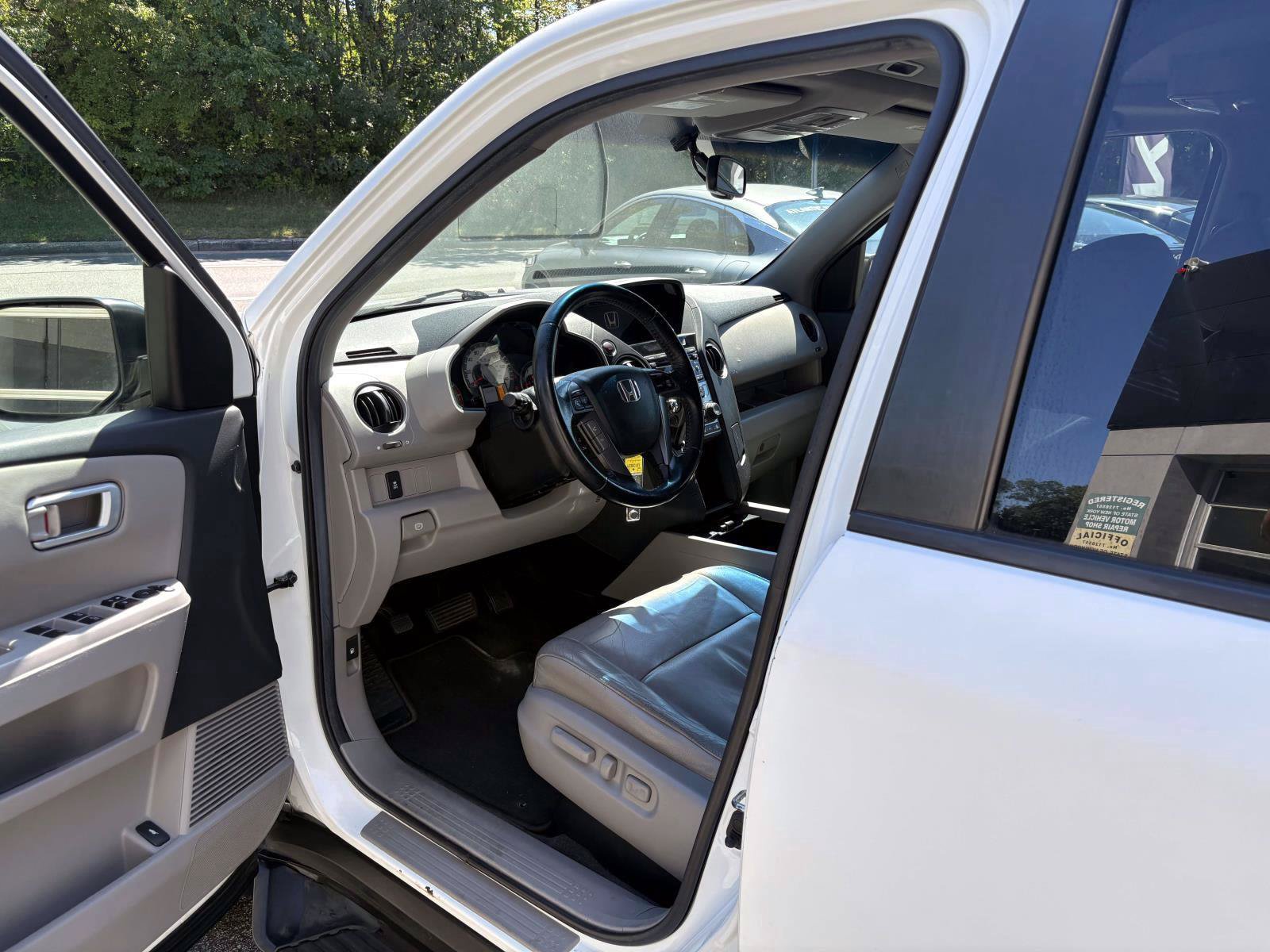 Used 2012 Honda Pilot EX-L image 12