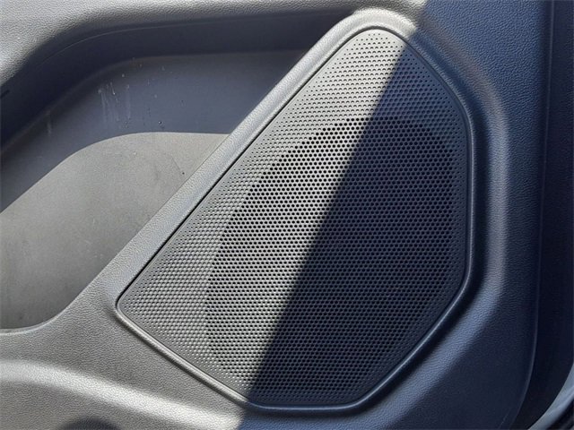 Used 2022 Ford Explorer XLT w/ Equipment Group 202A image 24