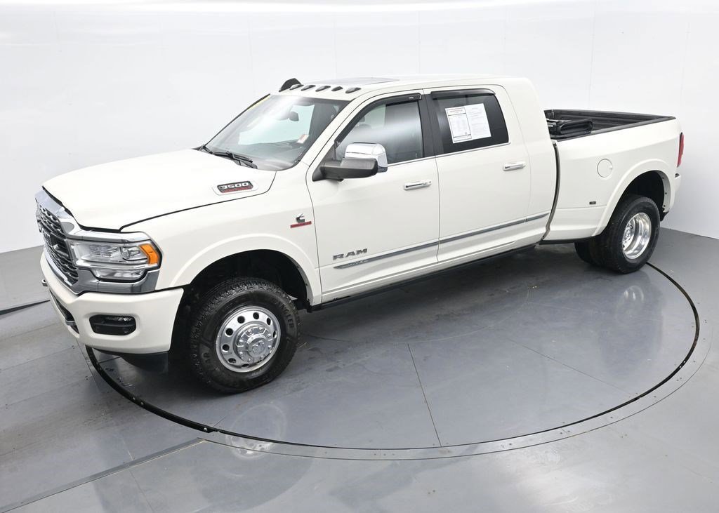 Used 2022 RAM 3500 Limited AWD/4WD image 17