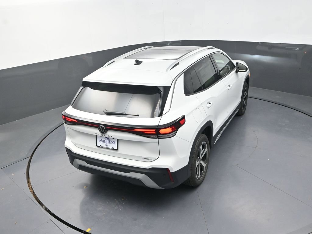 New 2026 Volkswagen Tiguan SE AWD/4WD image 19