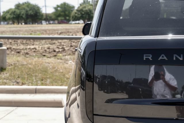 New 2026 Land Rover Range Rover SE AWD/4WD image 64