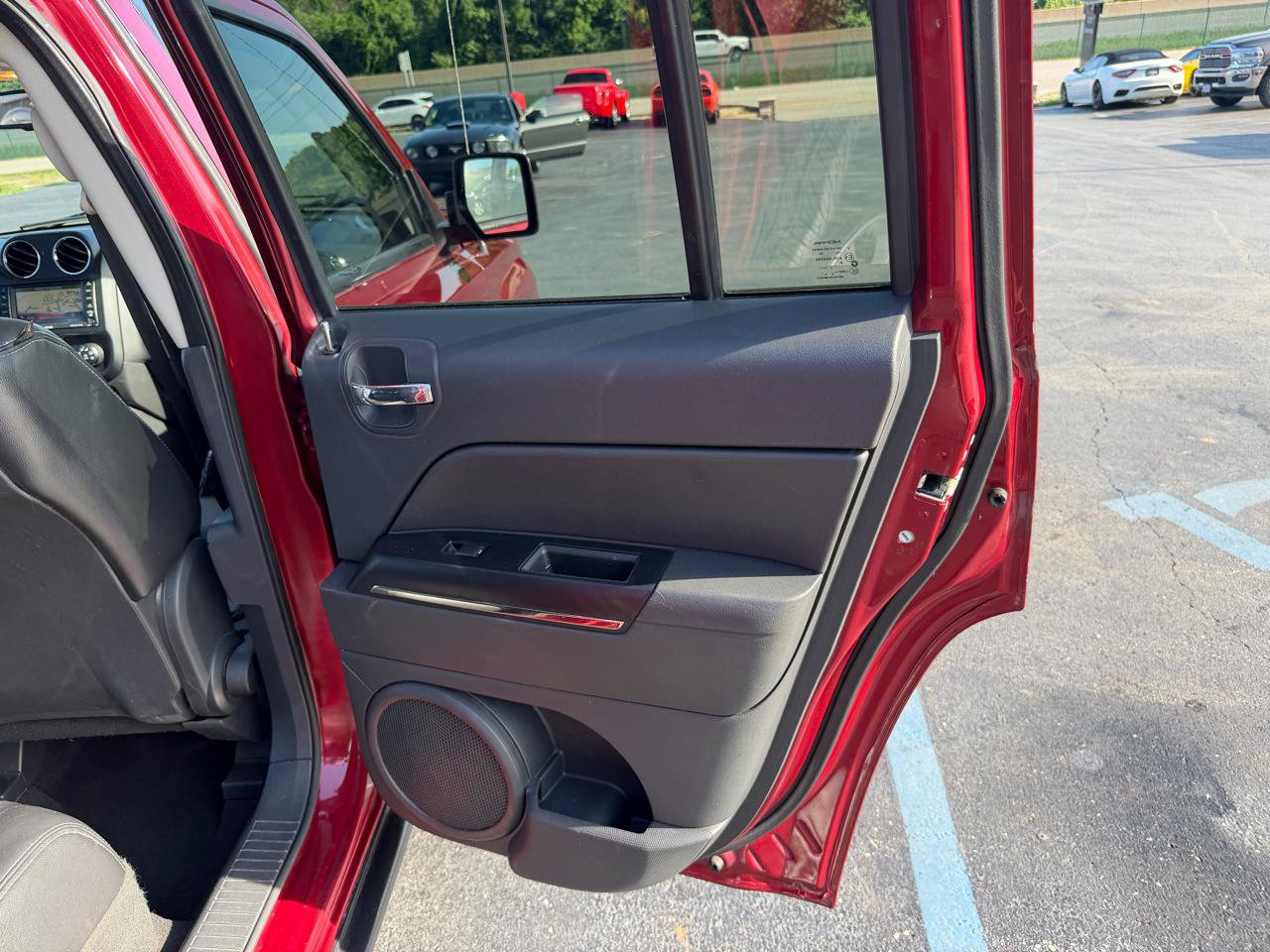 Used 2012 Jeep Patriot Limited w/ Sun/Sound Group AWD/4WD image 41