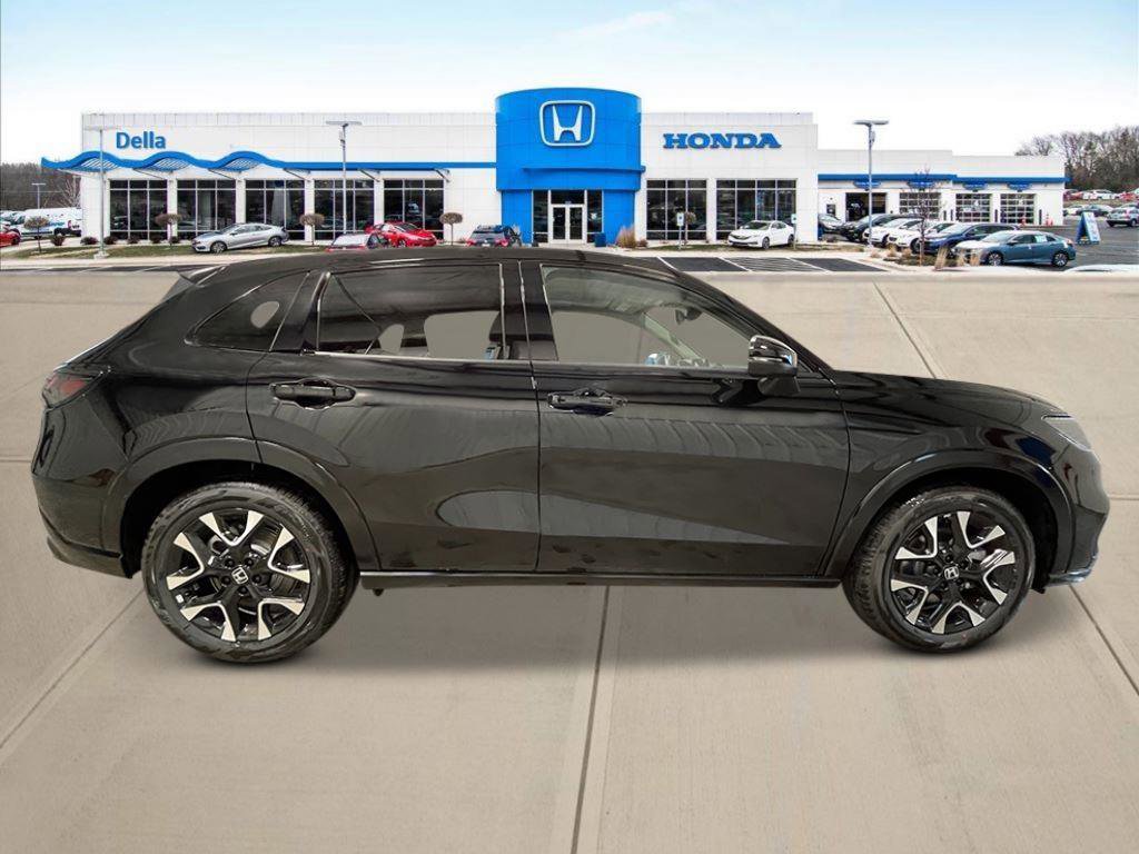 New 2026 Honda HR-V EX-L image 2