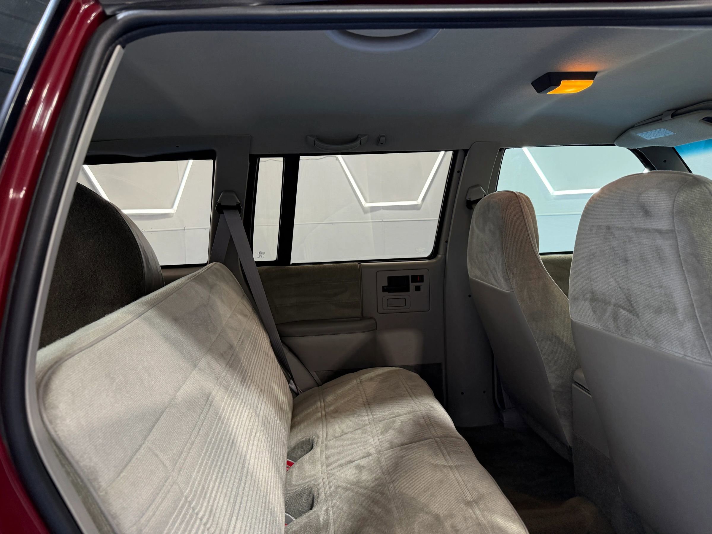 Used 1994 Chevrolet S10 Pickup 4WD 4-Door image 24