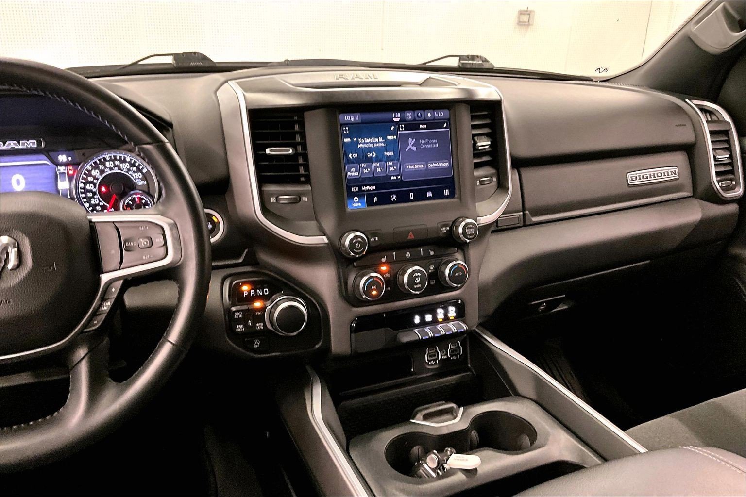 Used 2022 RAM 1500 Big Horn AWD/4WD image 7