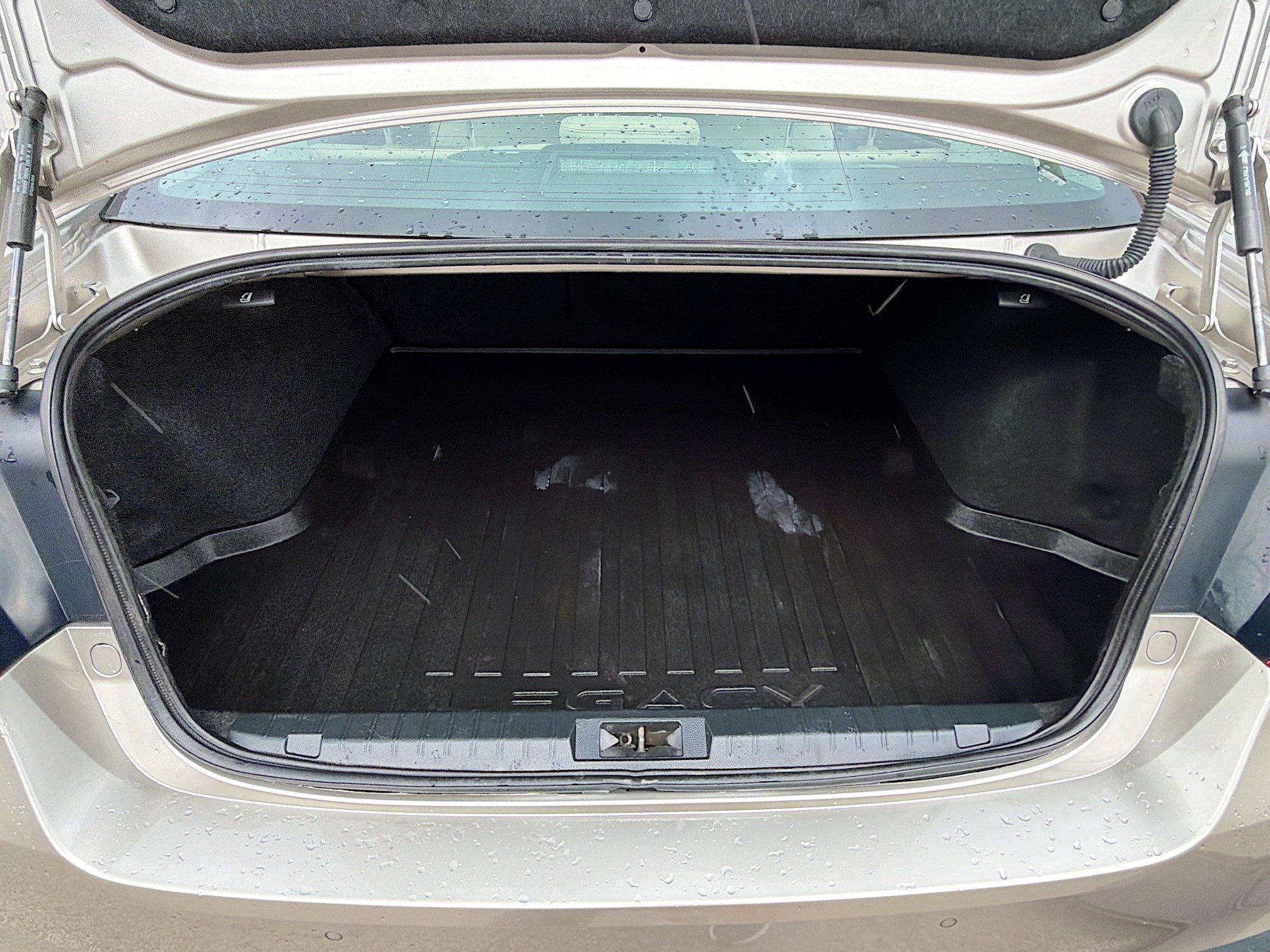 Used 2019 Subaru Legacy 3.6R Limited w/ Popular Package #2A AWD/4WD image 12