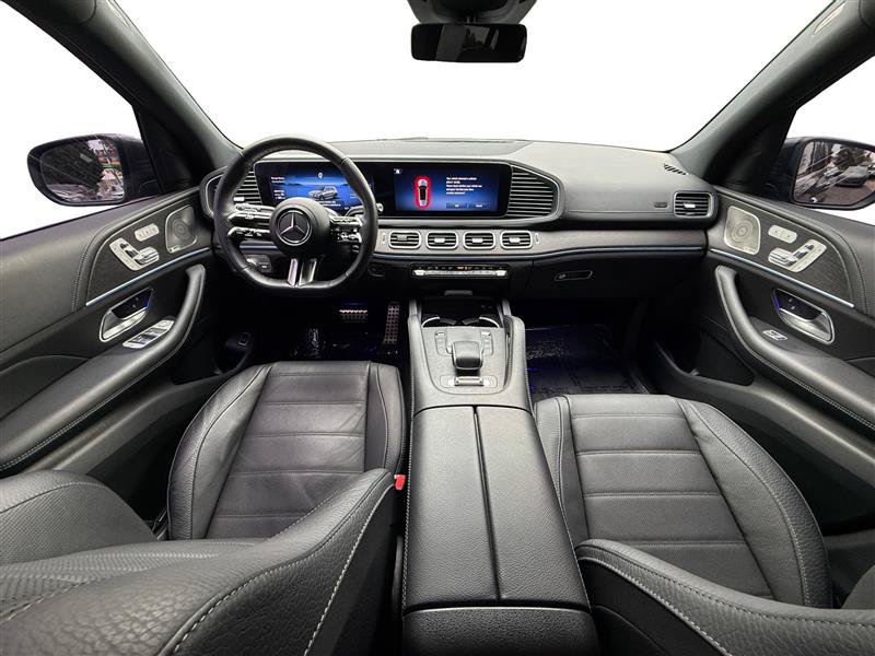 Used 2024 Mercedes-Benz GLS 450 4MATIC image 12