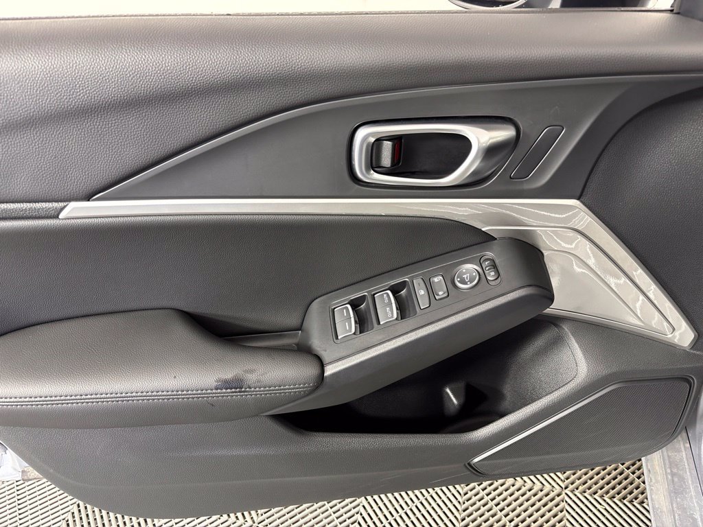 Certified 2026 Acura Integra FWD image 27