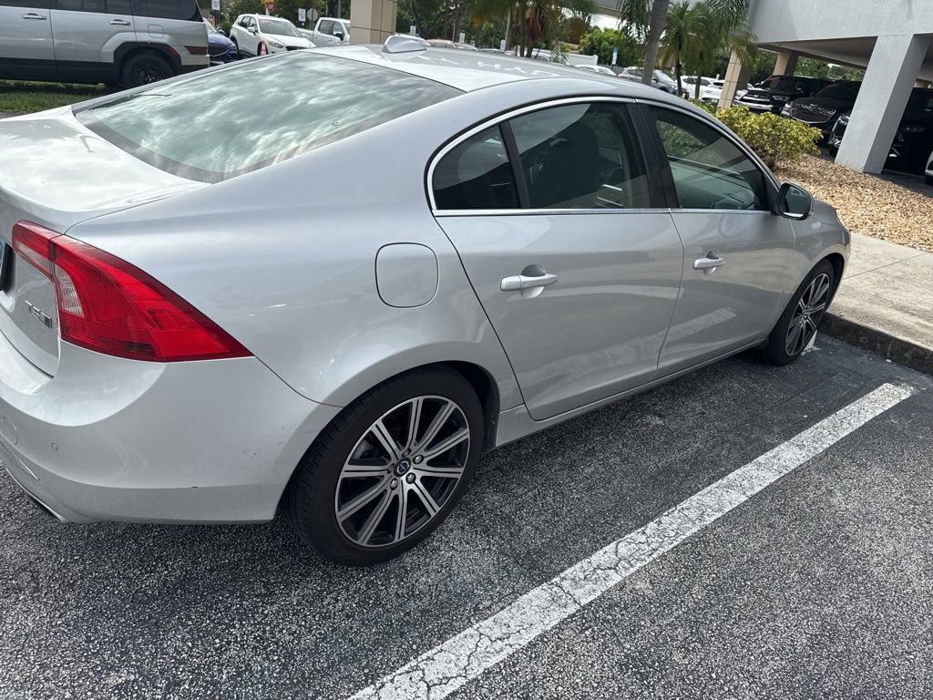 Used 2017 Volvo S60 T5 Inscription w/ Convenience Package AWD/4WD image 8