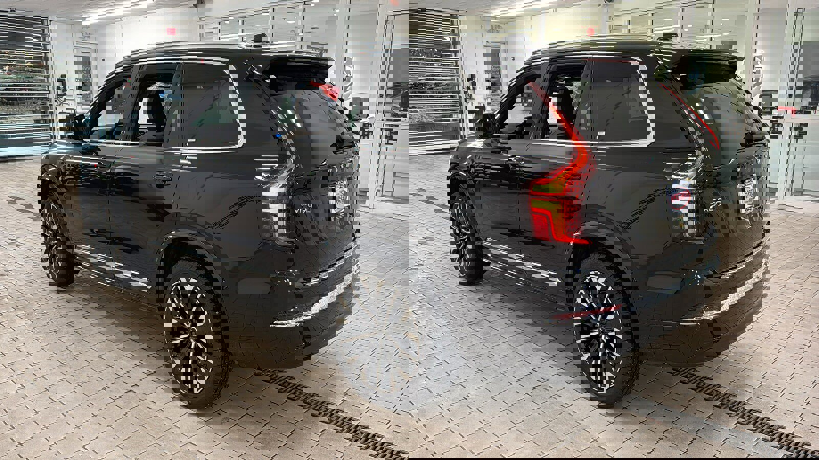 New 2026 Volvo XC90 T8 Plus w/ Protection Package Premier image 7