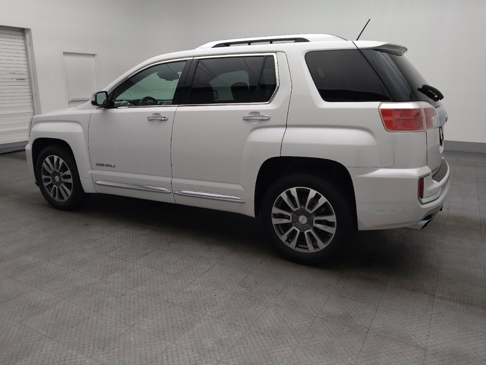Used 2017 GMC Terrain Denali image 3