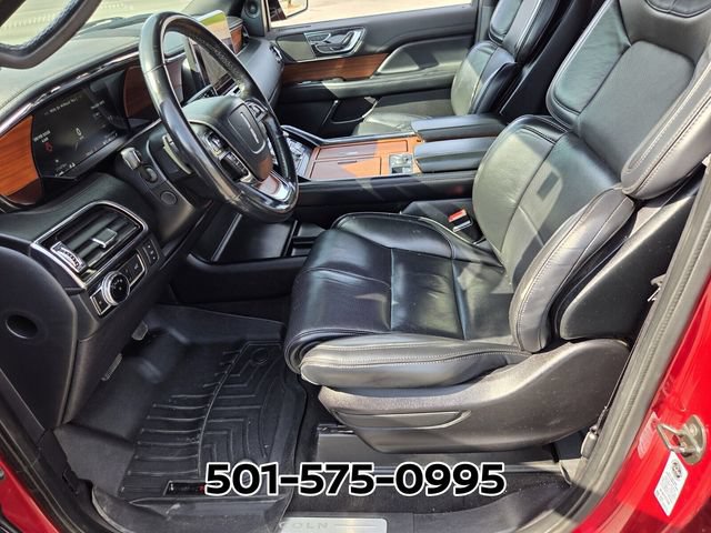Used 2019 Lincoln Navigator Premiere AWD/4WD image 9
