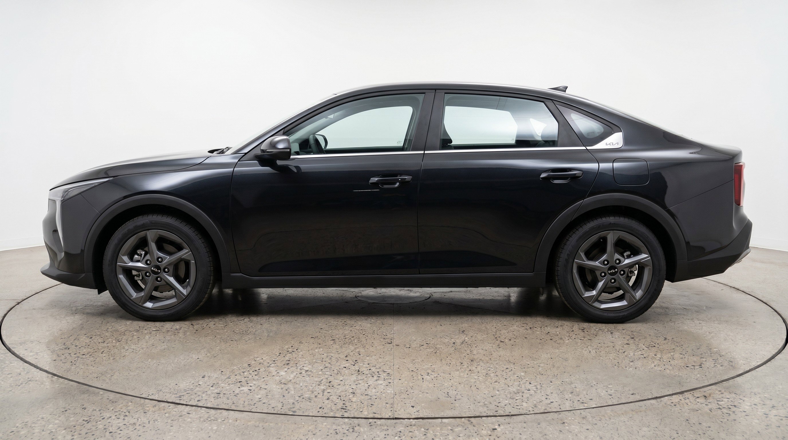 Used 2025 Kia K4 FWD image 5